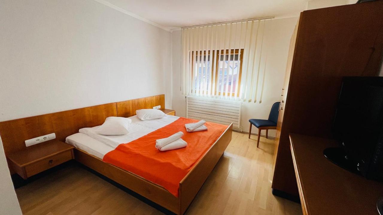 Pensiunea Luminita Busteni Exterior photo